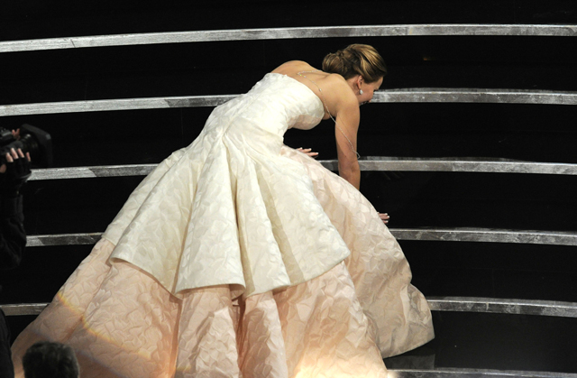 Jennifer Lawrence falls at the Academy Awards